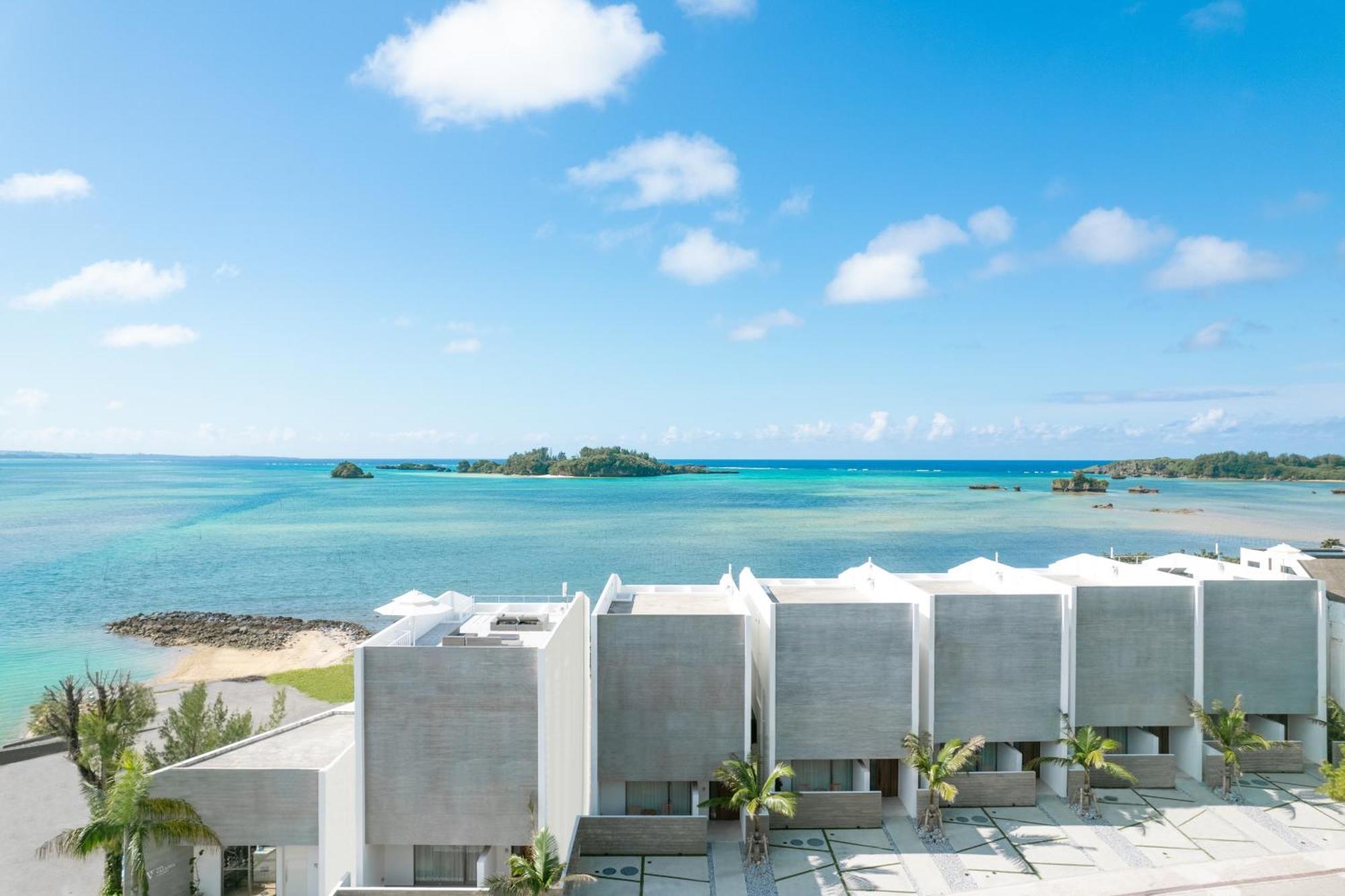 Villa Valiosa On The Beach Onna Exterior foto